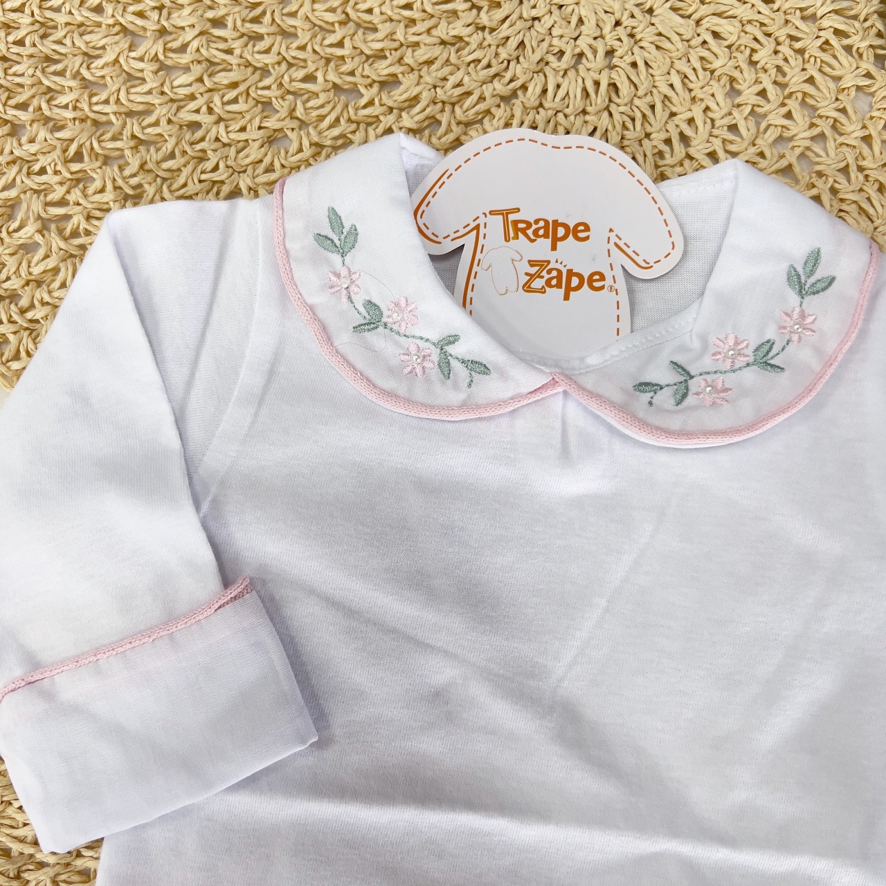   Body Branco com Gola Bordada Rosa Bebê e Planta Verde